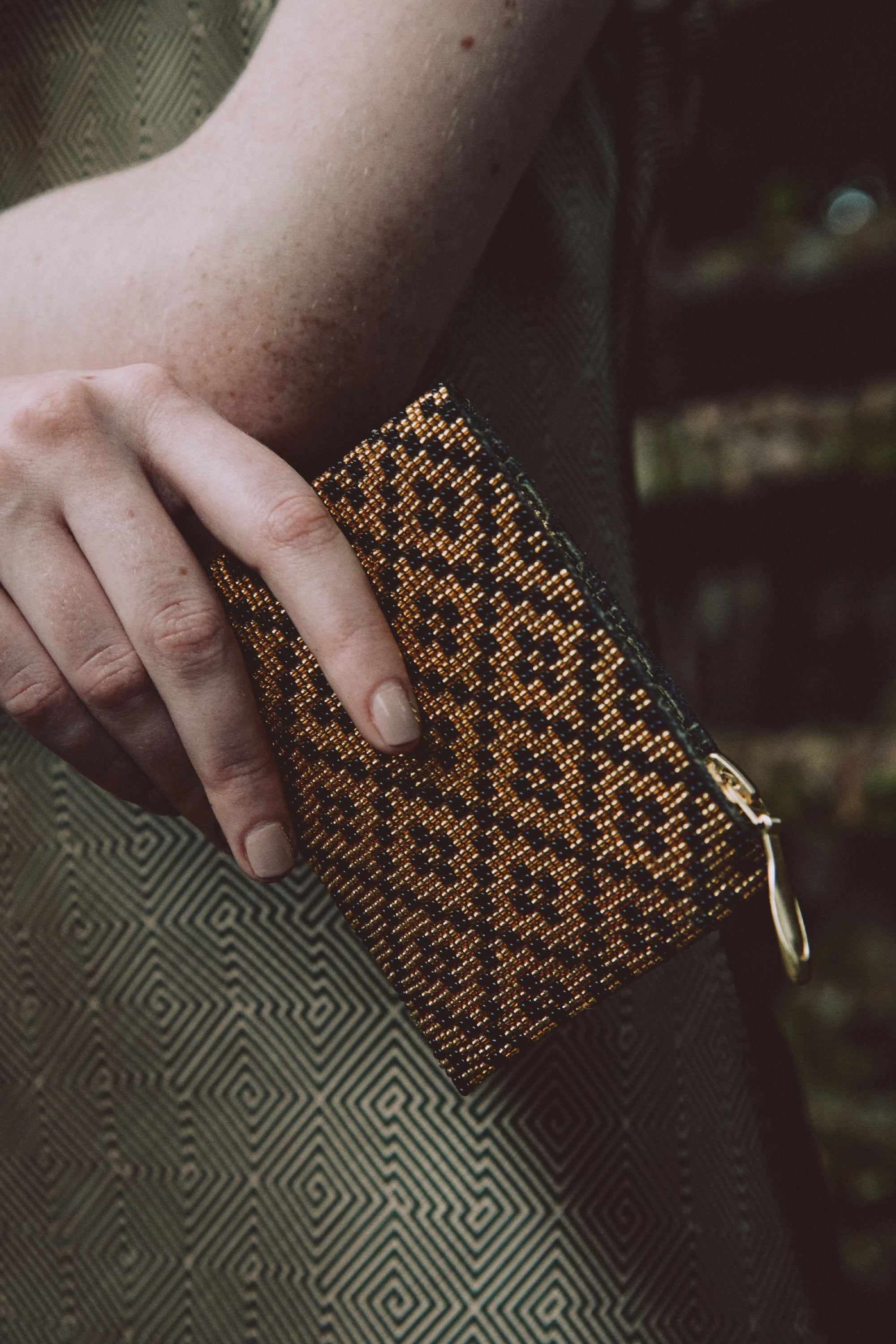 NIXI BONI WALLET Black & Gold